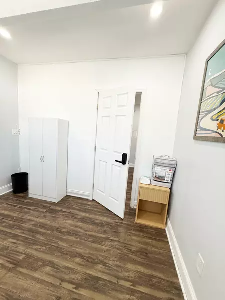 Coliving in Cedar Hills - Westside, Jacksonville