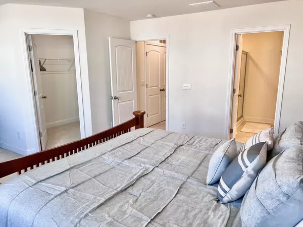 Coliving in Clayton - Outer Triangle, Raleigh