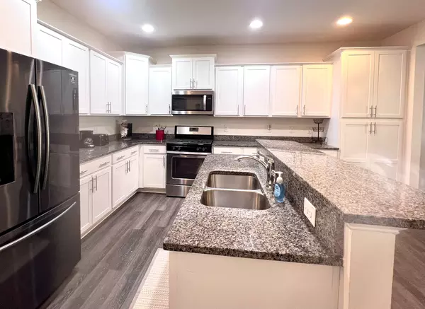 Coliving in Clayton - Outer Triangle, Raleigh