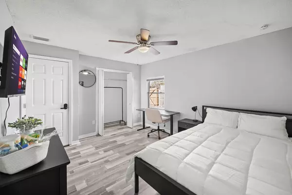 Coliving in Garden City JAX - Northside, Jacksonville