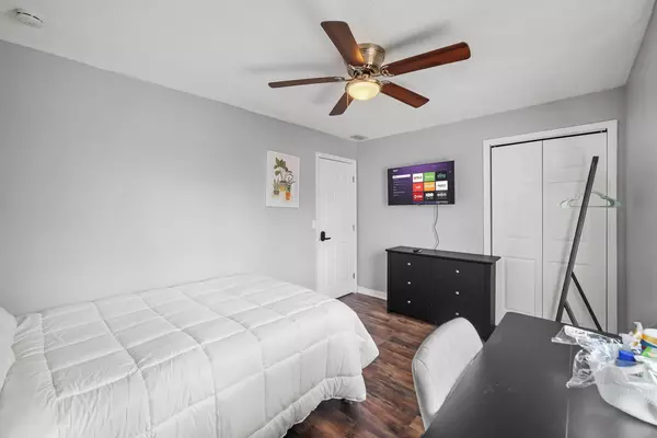 Coliving in Garden City JAX - Northside, Jacksonville