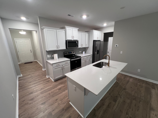 Coliving in West Sugar Creek - North Charlotte, Charlotte