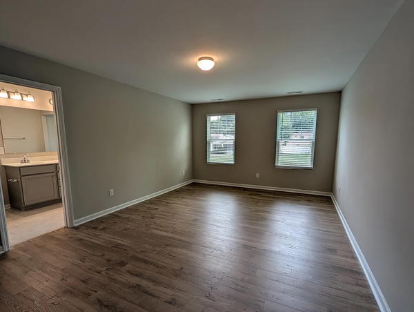 Coliving in West Sugar Creek - North Charlotte, Charlotte