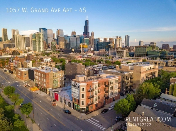 Studio Apartment for rent in River West - Central, Chicago