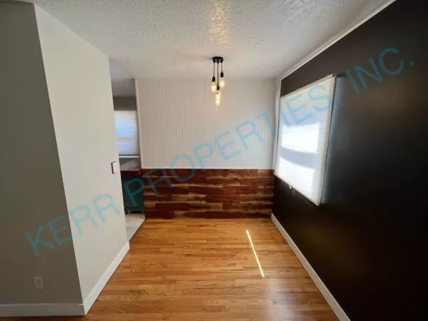 3 bedrooms apartment for rent in Lents - SE Portland, Portland