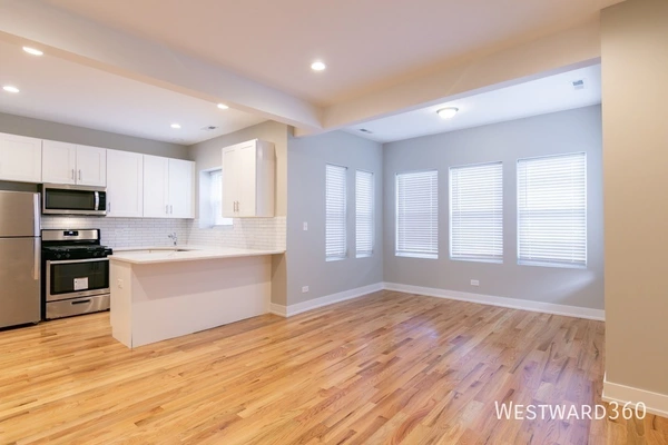 3 bedrooms apartment for rent in Hyde Park - South Side, Chicago