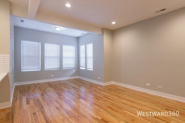 3 bedrooms apartment for rent in Hyde Park - South Side, Chicago