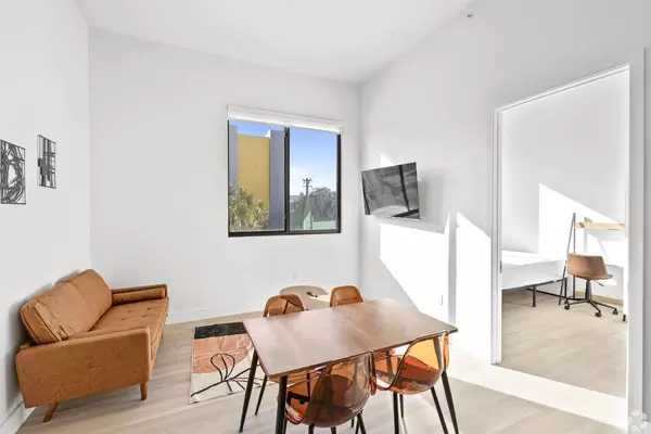 Coliving in Downtown Miami - Miami, Miami