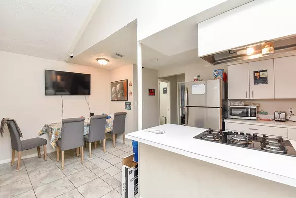 Coliving in Greater Fondren Southwest - Sw Houston, Houston