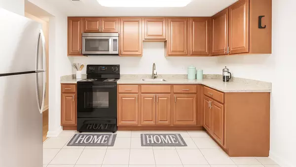 Coliving in Lake Forest - Northside, Jacksonville