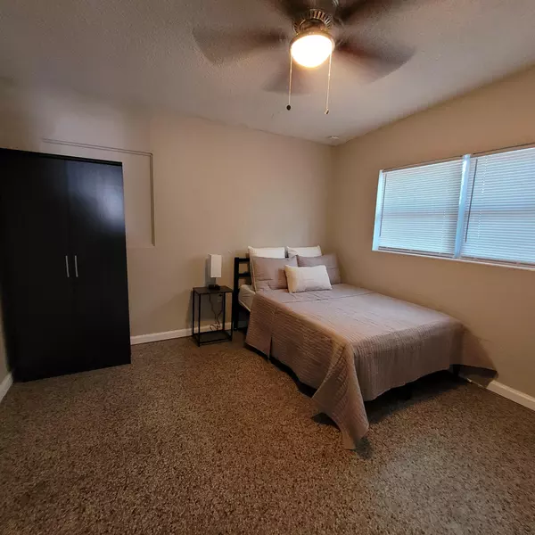 Coliving in Holden Heights - Central Orlando, Orlando