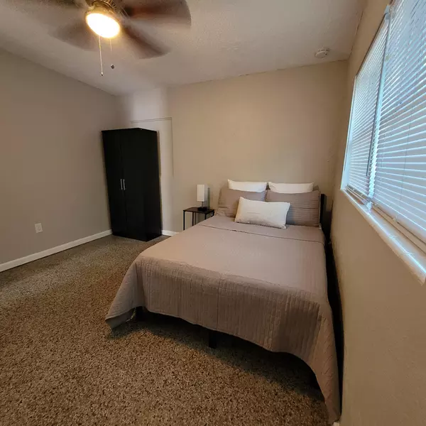Coliving in Holden Heights - Central Orlando, Orlando