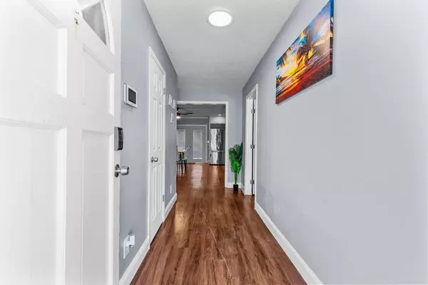 Coliving in Cedar Hills - Westside, Jacksonville