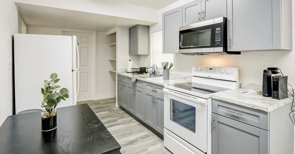 Coliving in Sulphur Springs - North Tampa, Tampa