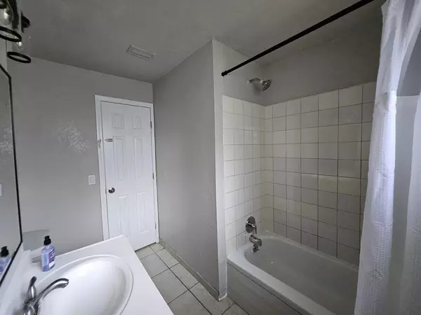 Coliving in Holden Heights - Central Orlando, Orlando