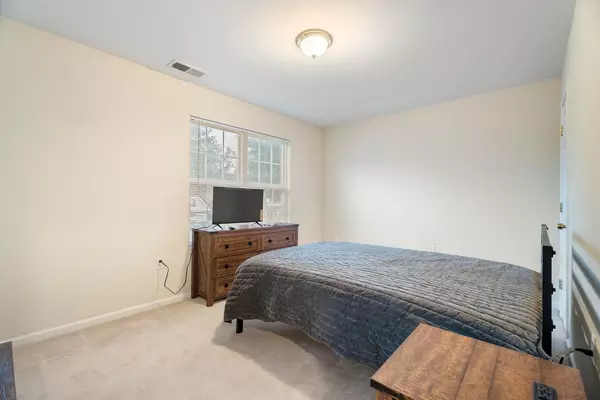 Coliving in Hickory Grove - East Charlotte, Charlotte