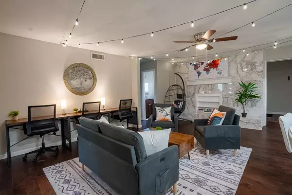 Coliving in Denton - North Dfw, Dallas