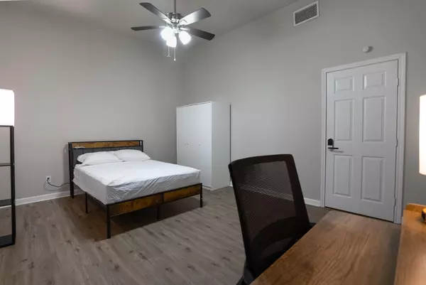 Coliving in Denton - North Dfw, Dallas