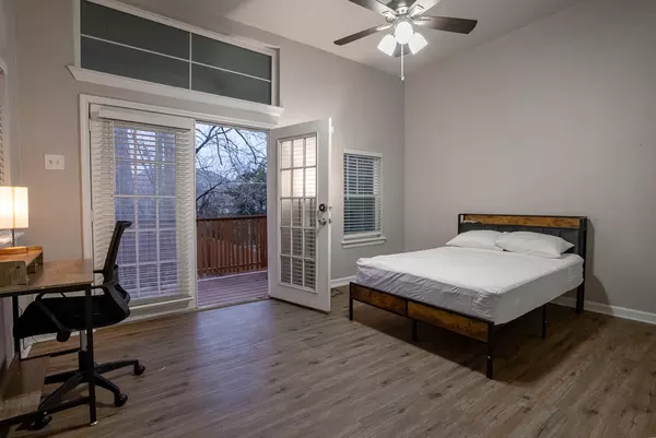 Coliving in Denton - North Dfw, Dallas
