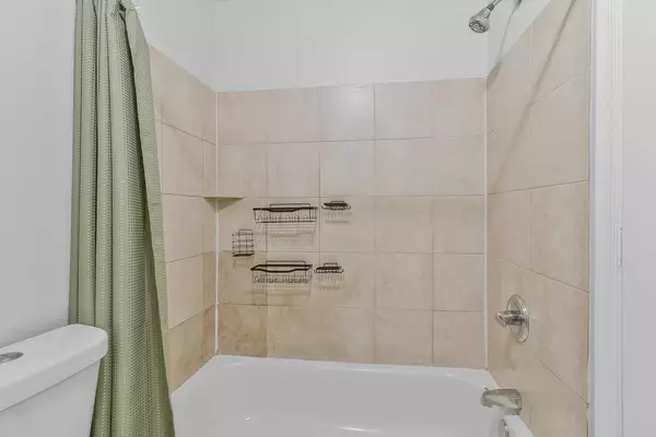 Coliving in Buena Vista - SE DC, Washington DC