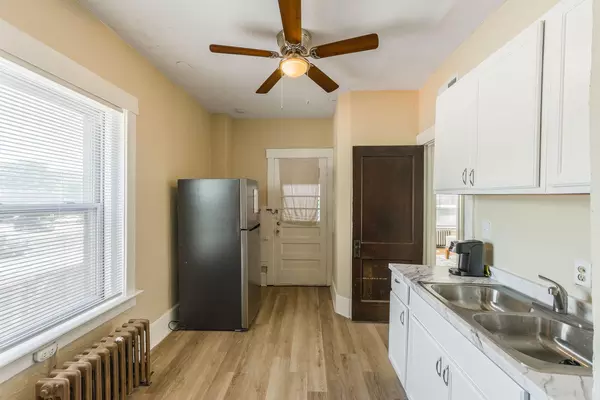 Coliving in Midtown-Westport - KCMO, Kansas City