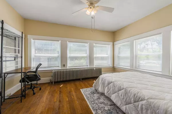 Coliving in Midtown-Westport - KCMO, Kansas City