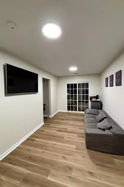 Coliving in College Downs - North Charlotte, Charlotte