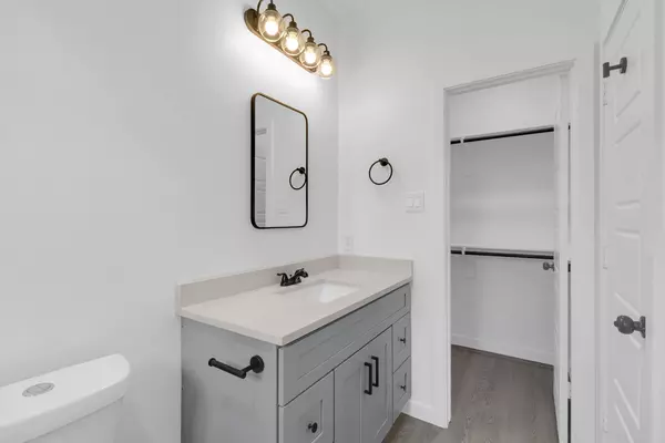 Coliving in The Woodlands - Nw Houston, Houston