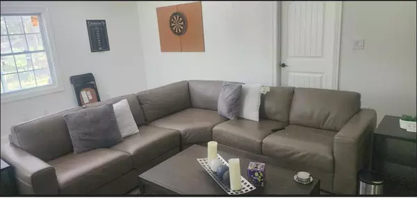 Coliving in The Woodlands - Nw Houston, Houston
