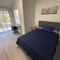Coliving in Live Oaks Square - East Tampa, Tampa