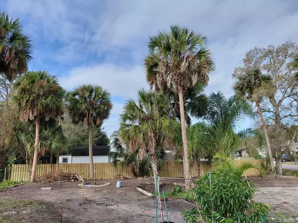 Coliving in Cocoa - Outer Orlando, Orlando