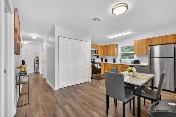 Coliving in Grant Park Tampa - East Tampa, Tampa