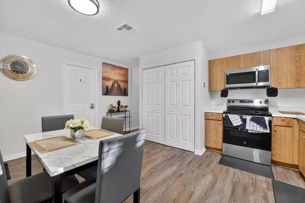 Coliving in Grant Park Tampa - East Tampa, Tampa