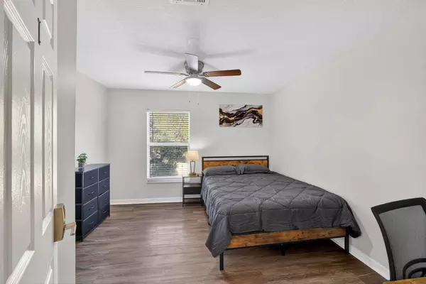 Coliving in Grant Park Tampa - East Tampa, Tampa