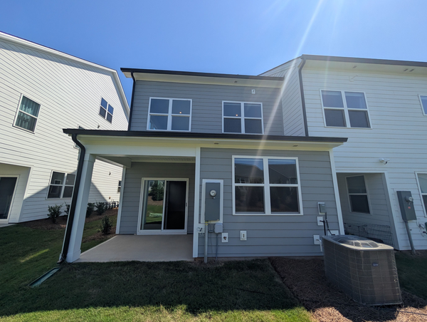 Coliving in West Sugar Creek - North Charlotte, Charlotte