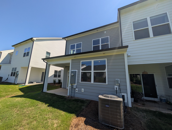 Coliving in West Sugar Creek - North Charlotte, Charlotte