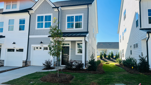 Coliving in West Sugar Creek - North Charlotte, Charlotte