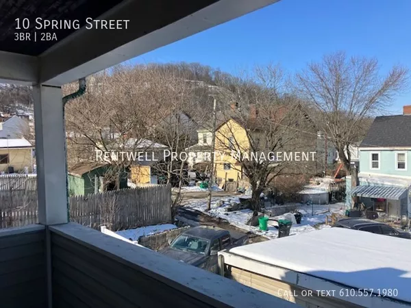 3 bedrooms apartment for rent in Etna - North Pitt, Pittsburgh