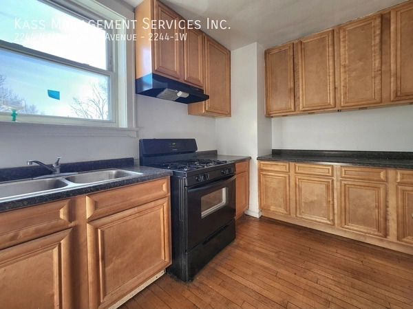 2 bedrooms apartment for rent in Logan Square - North Side, Chicago