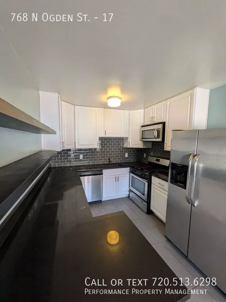 1 bedroom apartment for rent in Alamo Placita - Center Denver, Denver