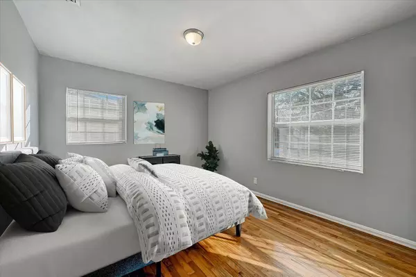 Coliving in Cedar Hills - Westside, Jacksonville