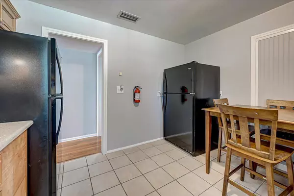 Coliving in Cedar Hills - Westside, Jacksonville