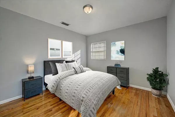 Coliving in Cedar Hills - Westside, Jacksonville