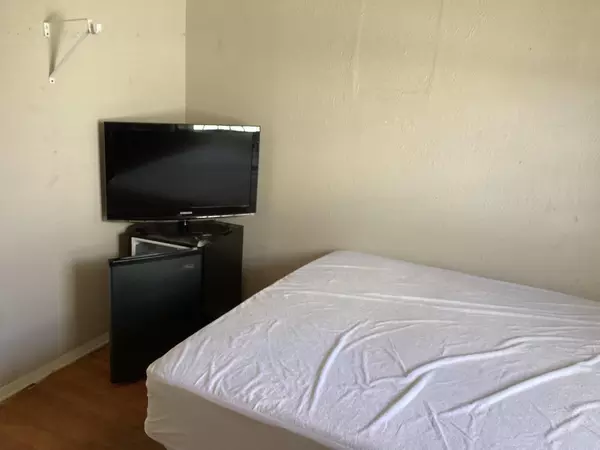 Coliving in Wolf Creek - Sw Dallas, Dallas