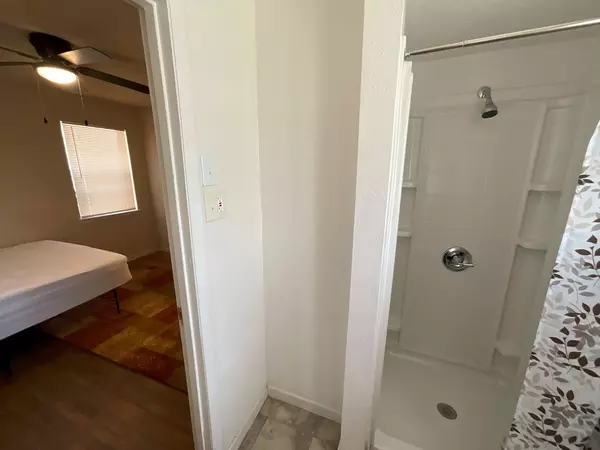 Coliving in Wolf Creek - Sw Dallas, Dallas