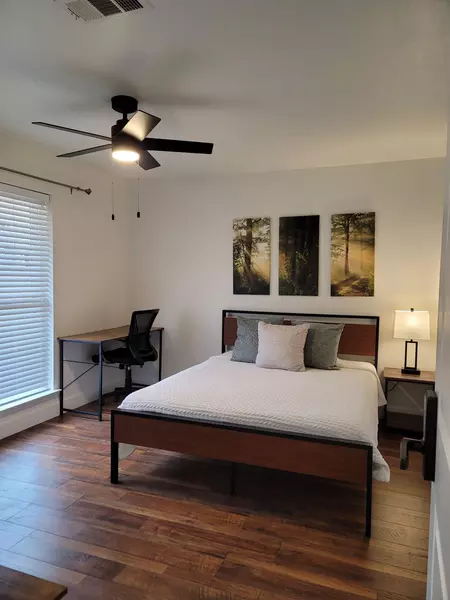 Coliving in Irving - Sw Dallas, Dallas