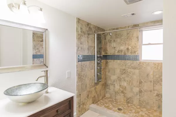 Coliving in Irving - Sw Dallas, Dallas