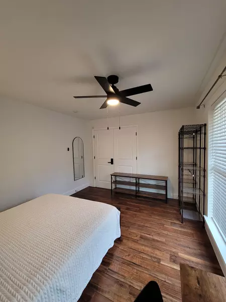 Coliving in Irving - Sw Dallas, Dallas