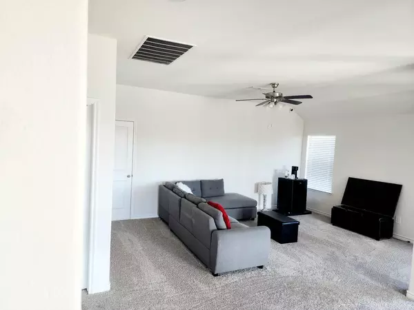 Coliving in Denton - North Dfw, Dallas