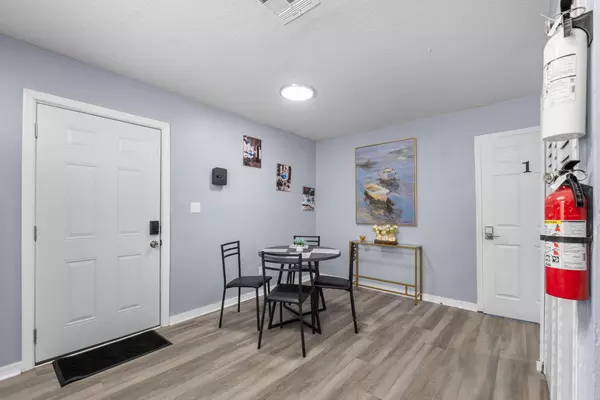 Coliving in Grant Park Tampa - East Tampa, Tampa